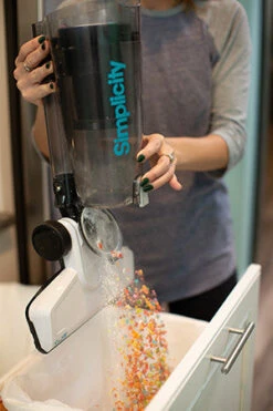 Simplicity Spiffy Bagless Lightweight Broom [S60] -Vacuum Cleaner Equipment Store s603